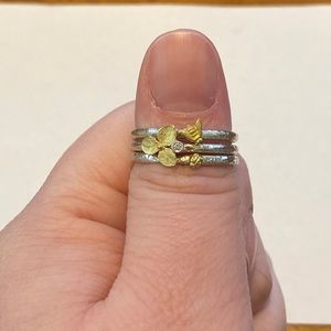 18k Gold and Silver Ring Set with Diamond